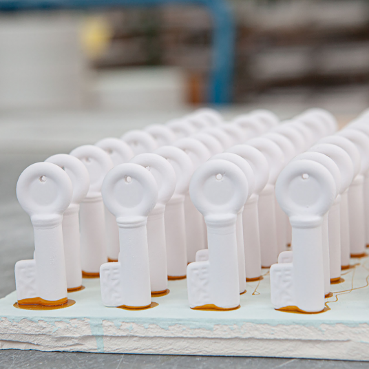 PORCELAIN PENDANTS KEY