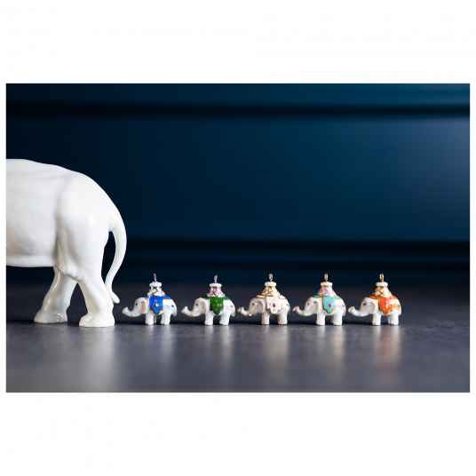 ANIMAL PENDANT ELEPHANT WHITE