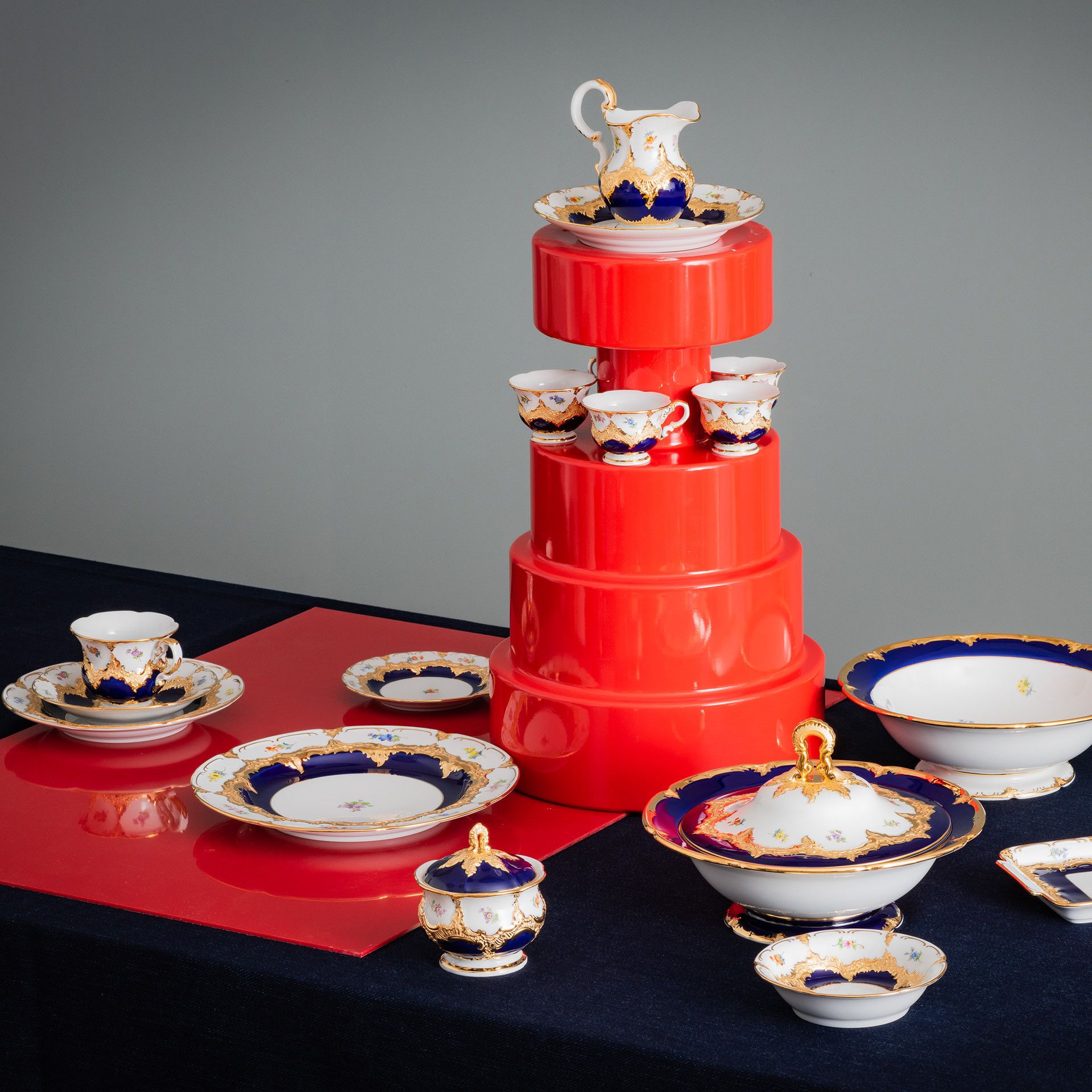 B-FORM 비폼 플라워 블루 티팟