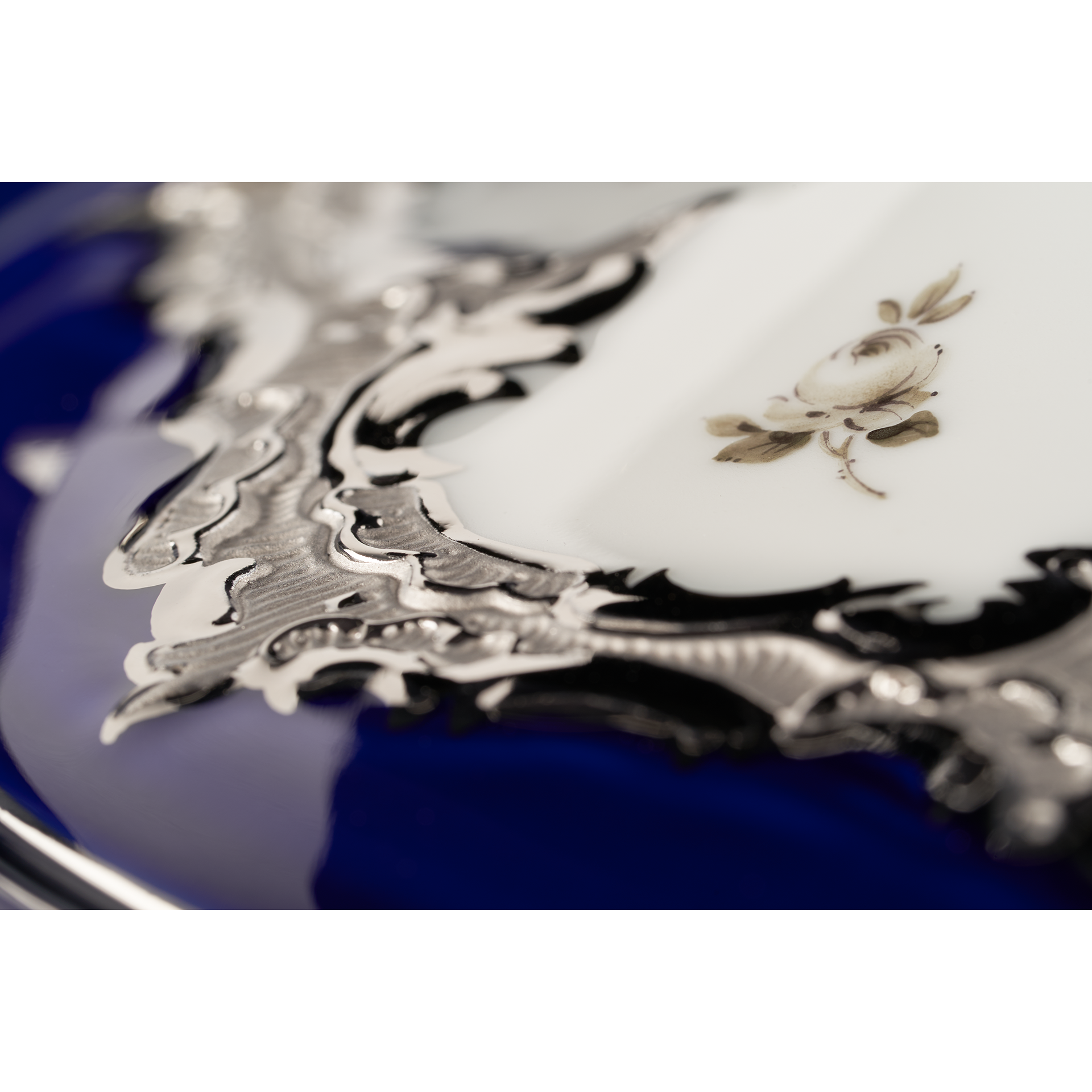 B-FORM 비폼 플라워 플래티넘 리드 보울