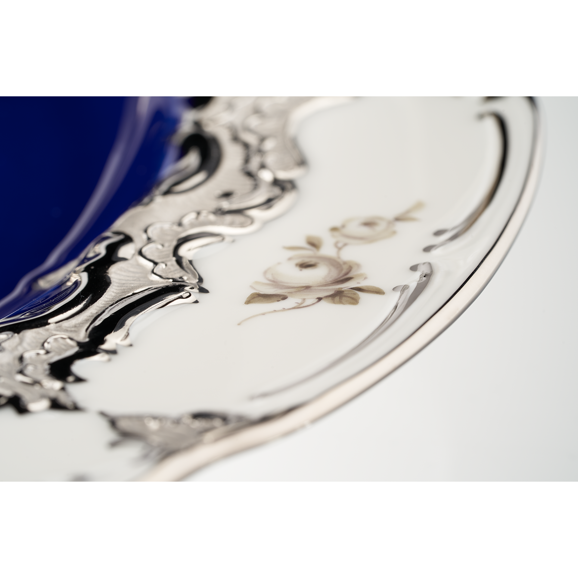 B-FORM 비폼 플라워 플래티넘 디너 플레이트