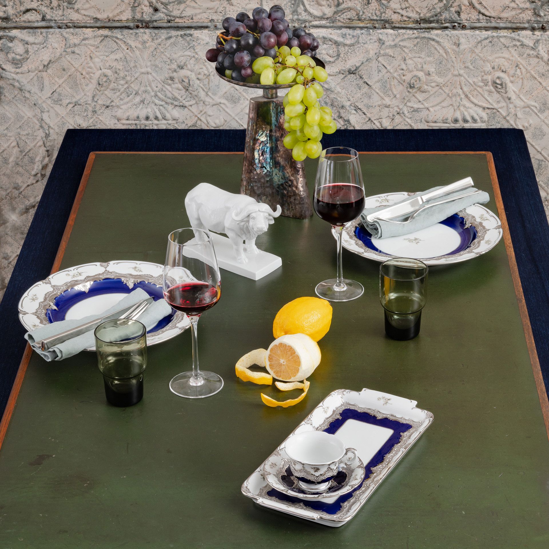 B-FORM 비폼 플라워 플래티넘 스퀘어 플래터