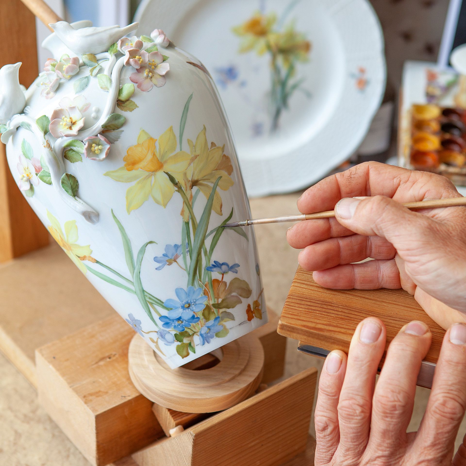 LIMITED MASTERWORKS 2021 VASE SPRING