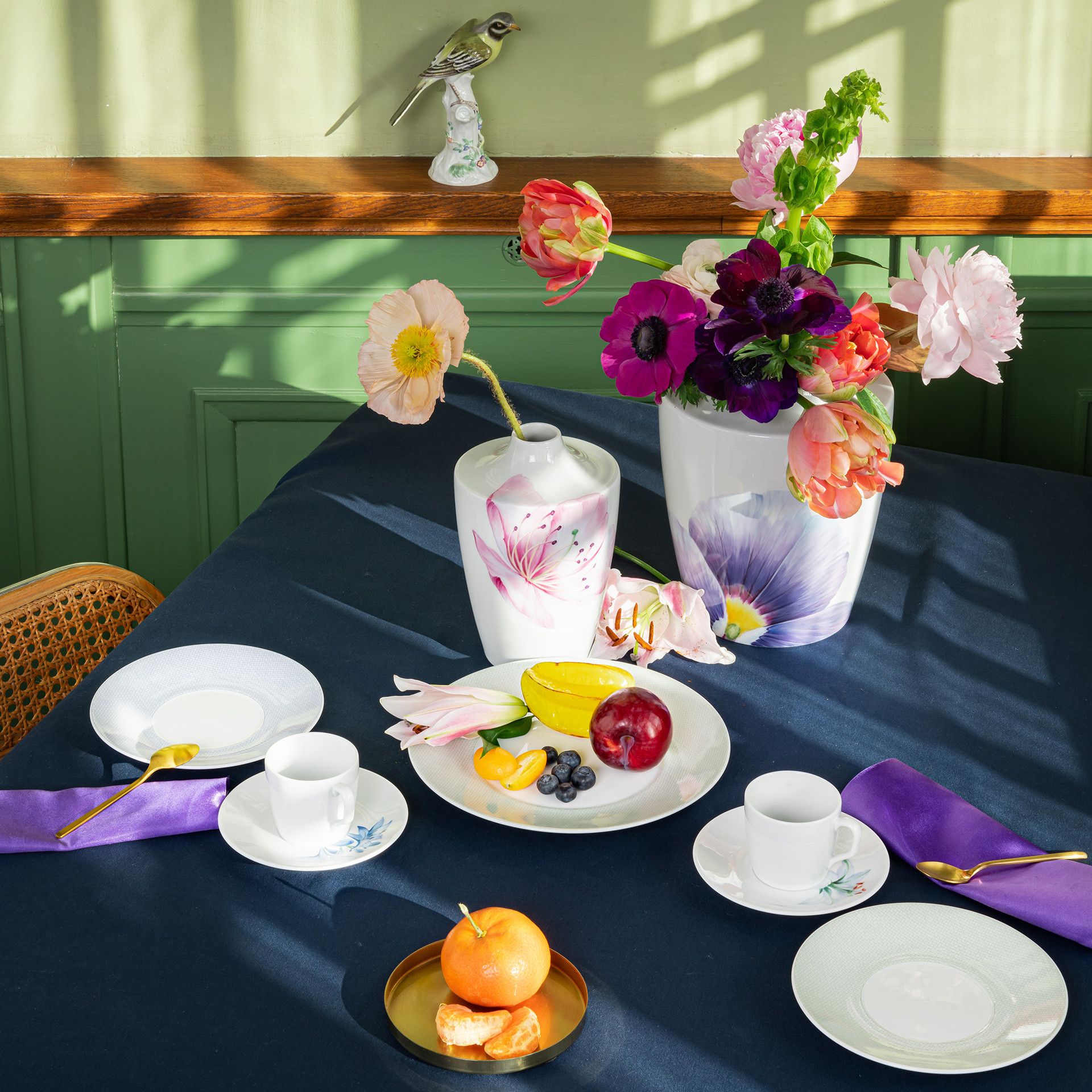 MEISSEN® COSMOPOLITAN GIANT BLOOM ESPRESSO CUP & SAUCER, LILY