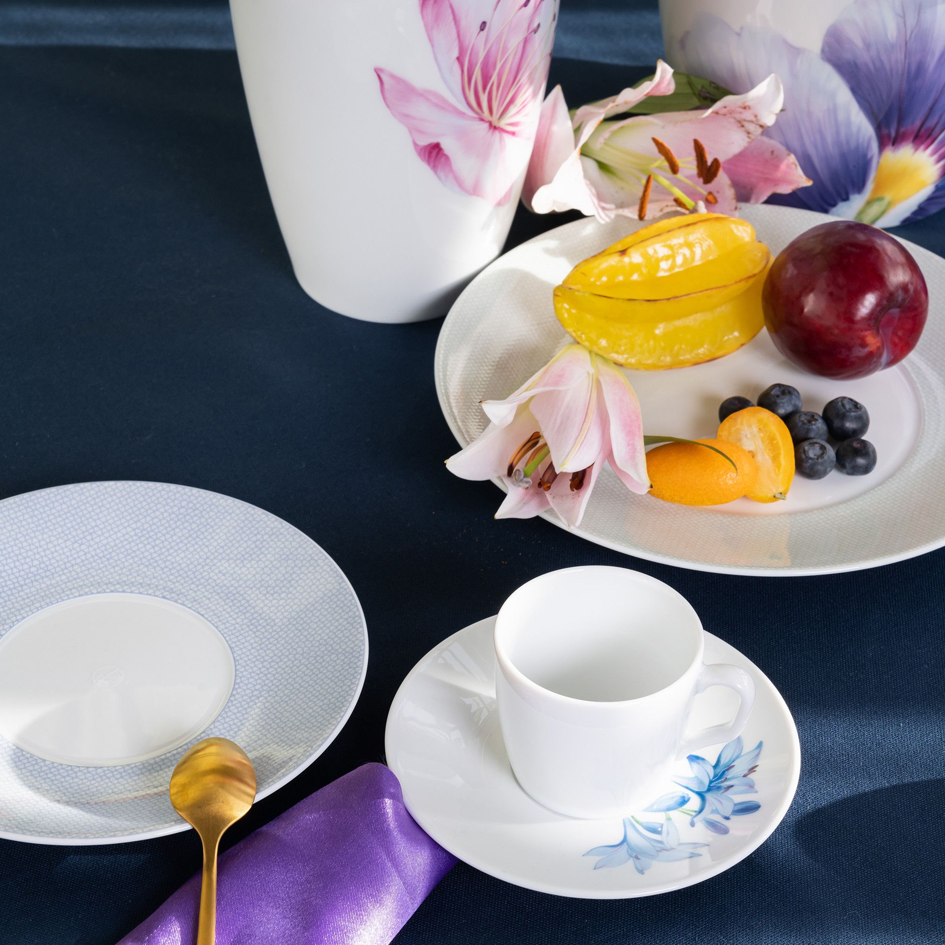 자이언트 블룸 에스프레소 컵 앤 소서 (아프리칸 릴리)