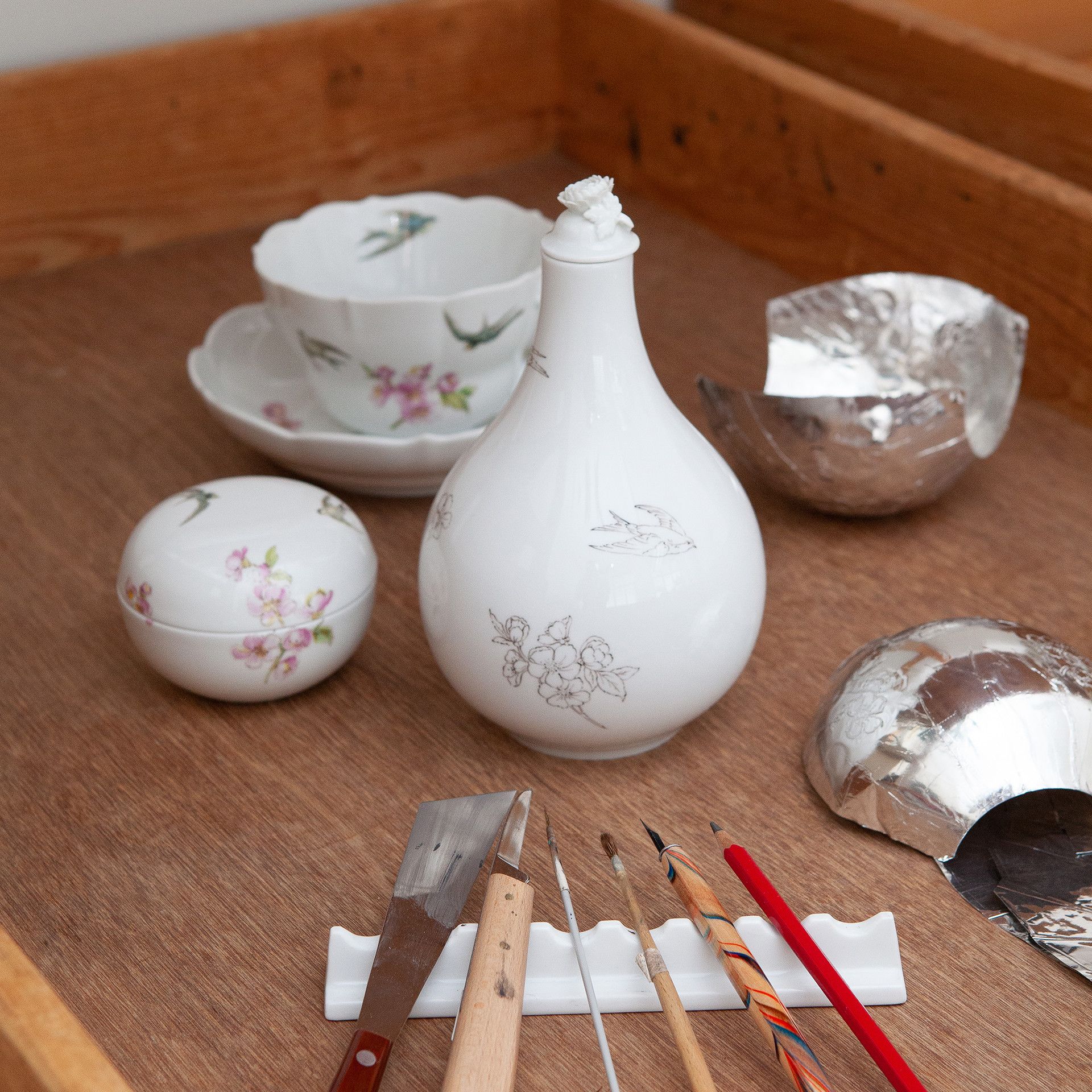 LIMITED EDITION 2021 SMALL BOTTLE, FLOWERS OF APRICOT AND SWALLOWS