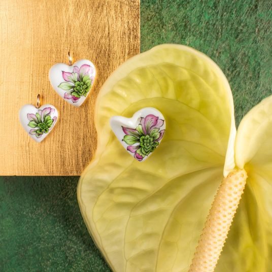 HEARTS CURVED HEART SUKKULENT