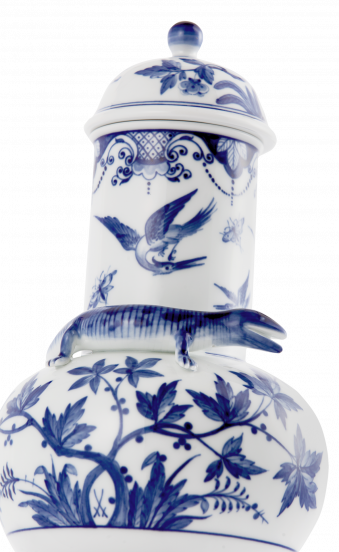 LIMITED EDITION 2018 LIZARD VASE BLUE CRANE