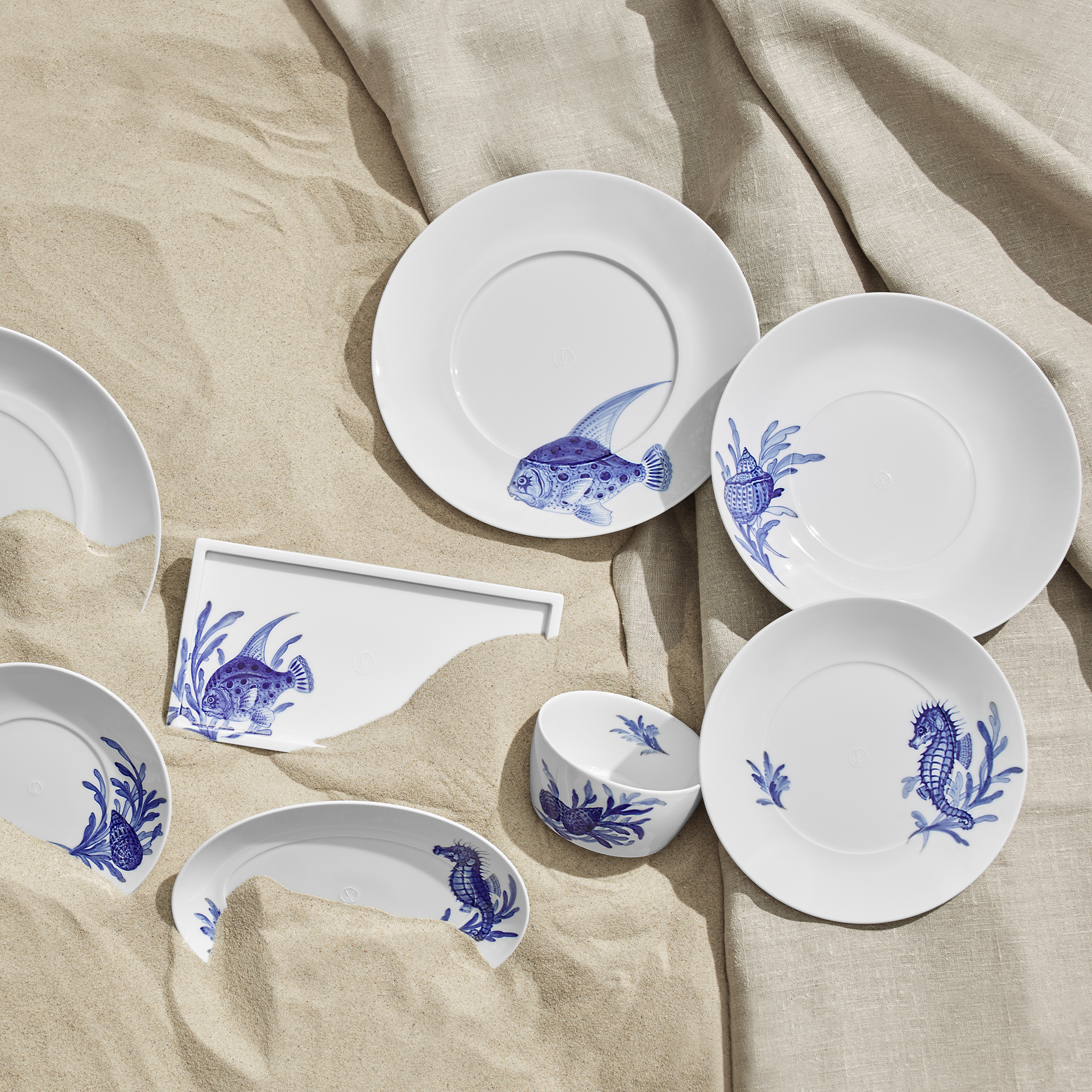 MEISSEN® COSMOPOLITAN BLUE TREASURES GOURMET PLATE, FISH