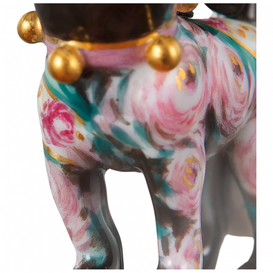 MEISSEN®-PUG BLACK WITH ROSE DECORATION