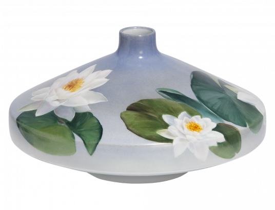 LIMITED MASTERWORKS 2019 VASE LILY POND