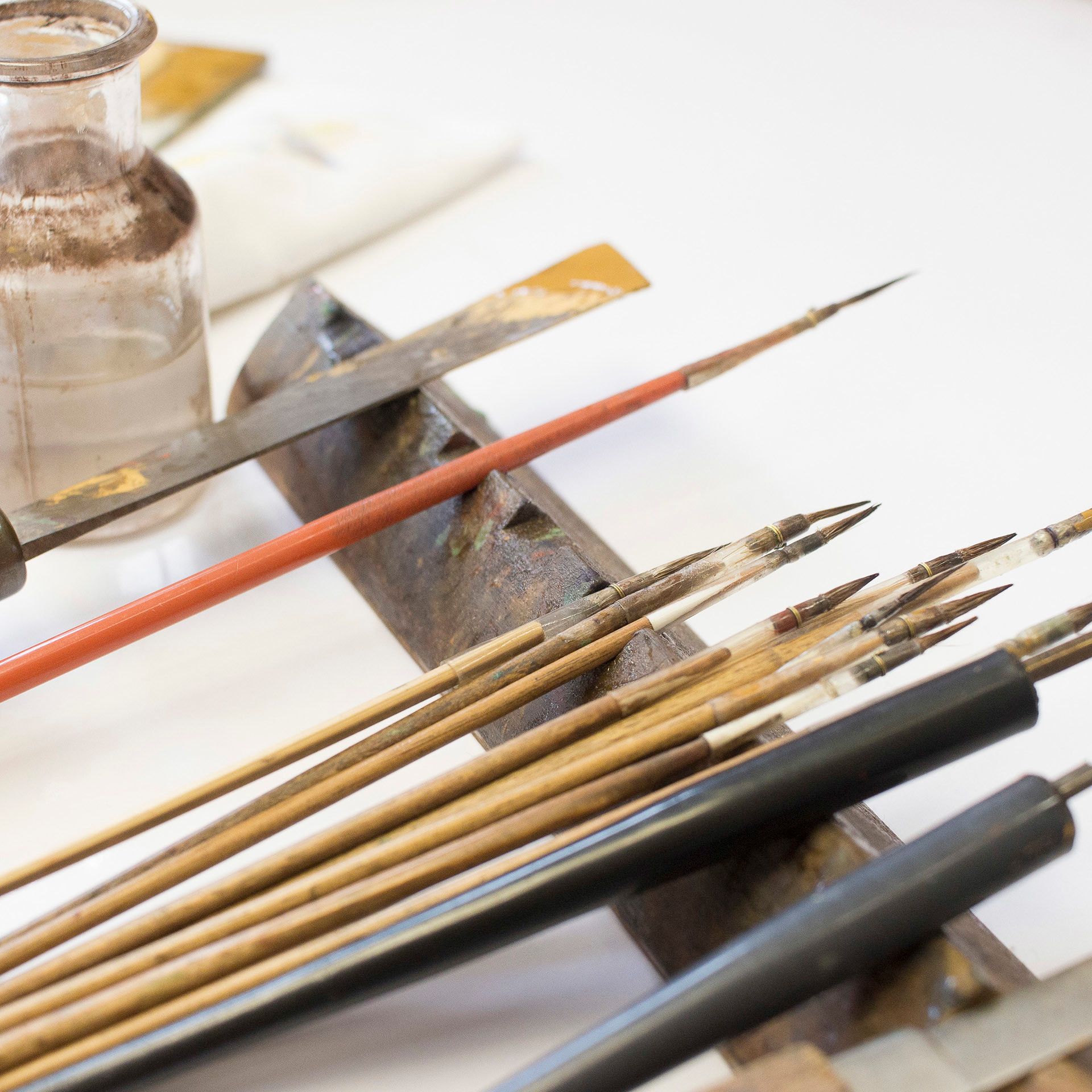 LIMITED EDITION 2021 WALL PLATE, MAURITIAN TANG